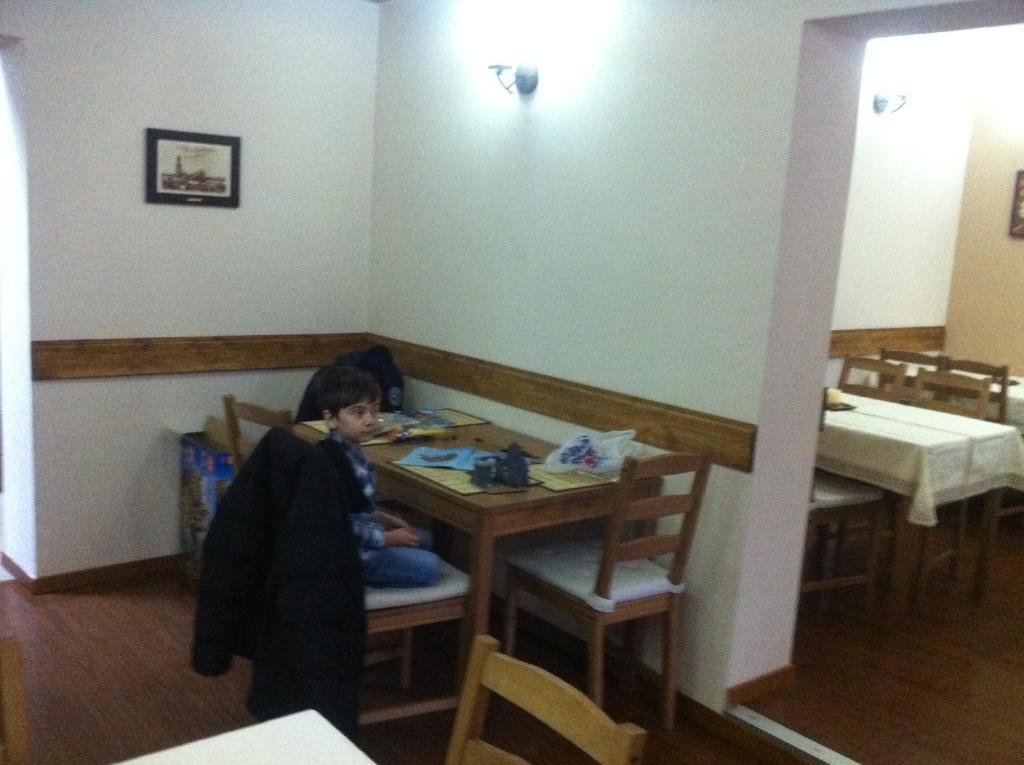 Pension Daciana Bacău エクステリア 写真